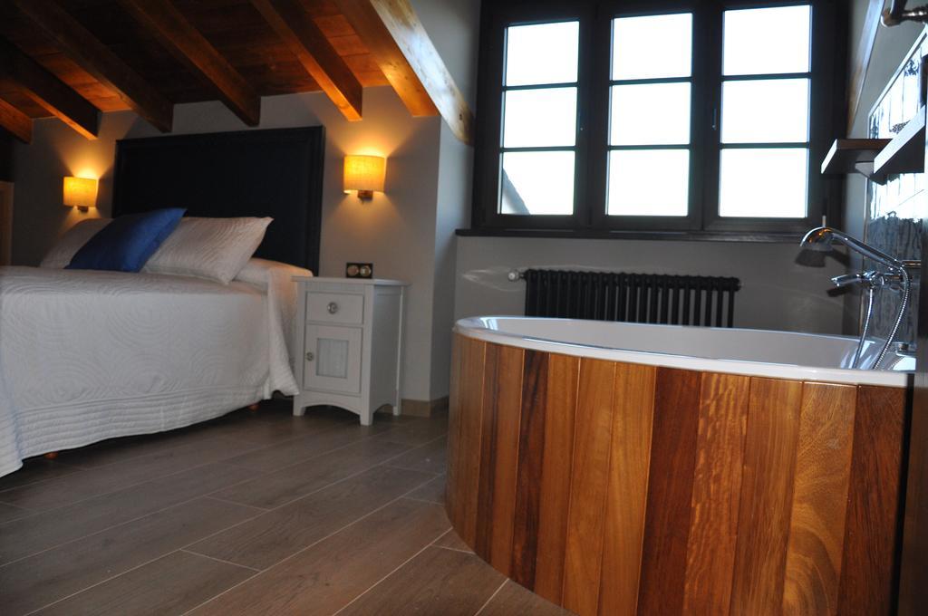 Casa Pacho Apartamentos Rurales Luarca Pokoj fotografie